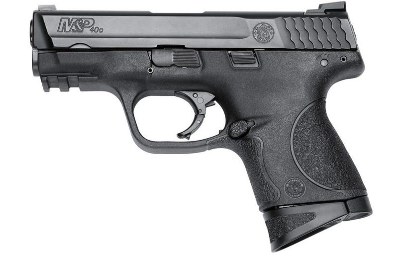Smith and Wesson M&P40c .40 SW 3.5" Barrel 10-Rounds with Night Sights