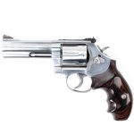 SMITH & WESSON 686-6 .357 MAG  REVOLVER HANDGUNS