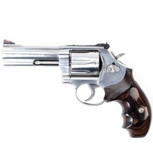 SMITH & WESSON 686-6 REVOLVER