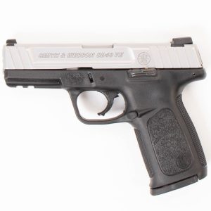 SMITH & WESSON SD40 VE SEMI AUTO